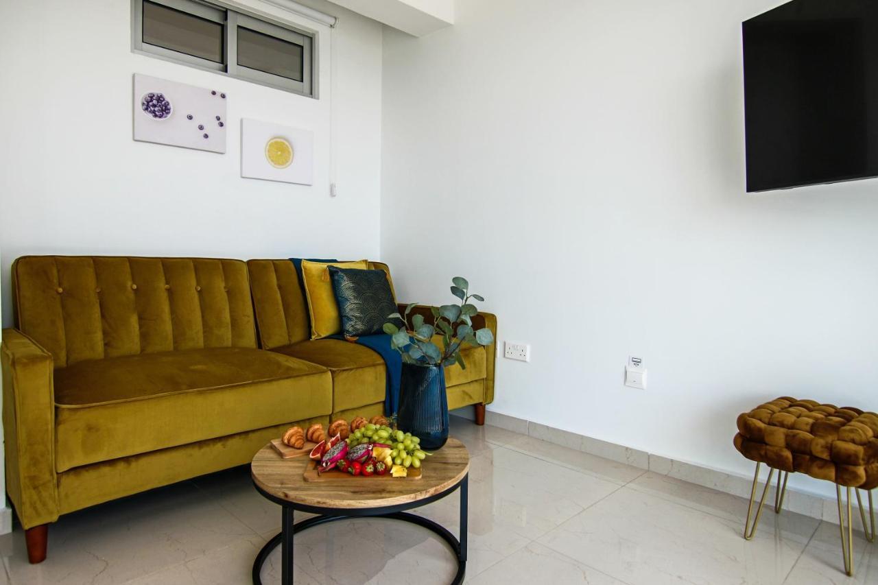 Ferienwohnung Phaedrus Living: Seaview Gold Flat Lighthouse 48 Paphos Exterior foto