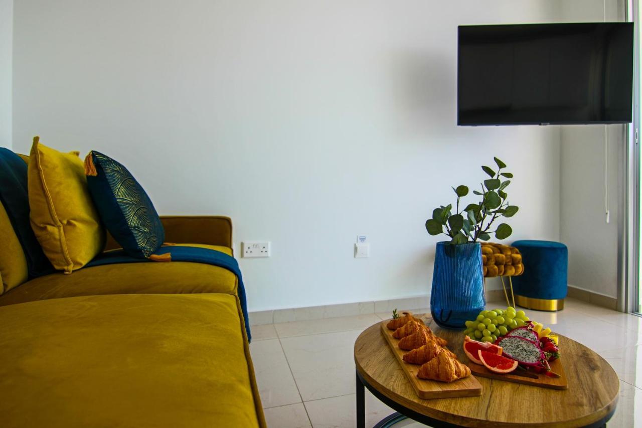 Ferienwohnung Phaedrus Living: Seaview Gold Flat Lighthouse 48 Paphos Exterior foto